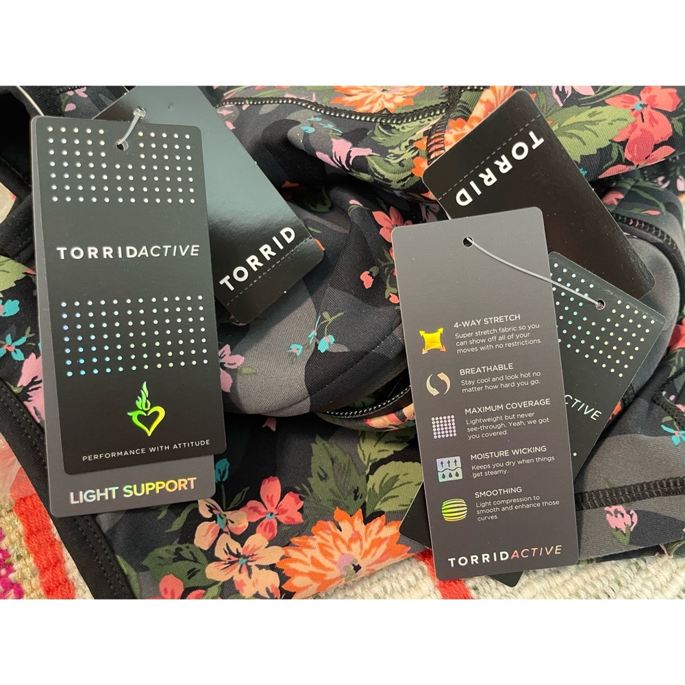 Torrid Floral Camo Activewear Two Piece Set NWT SZ 1X (14-16) - Picture 10 of 16